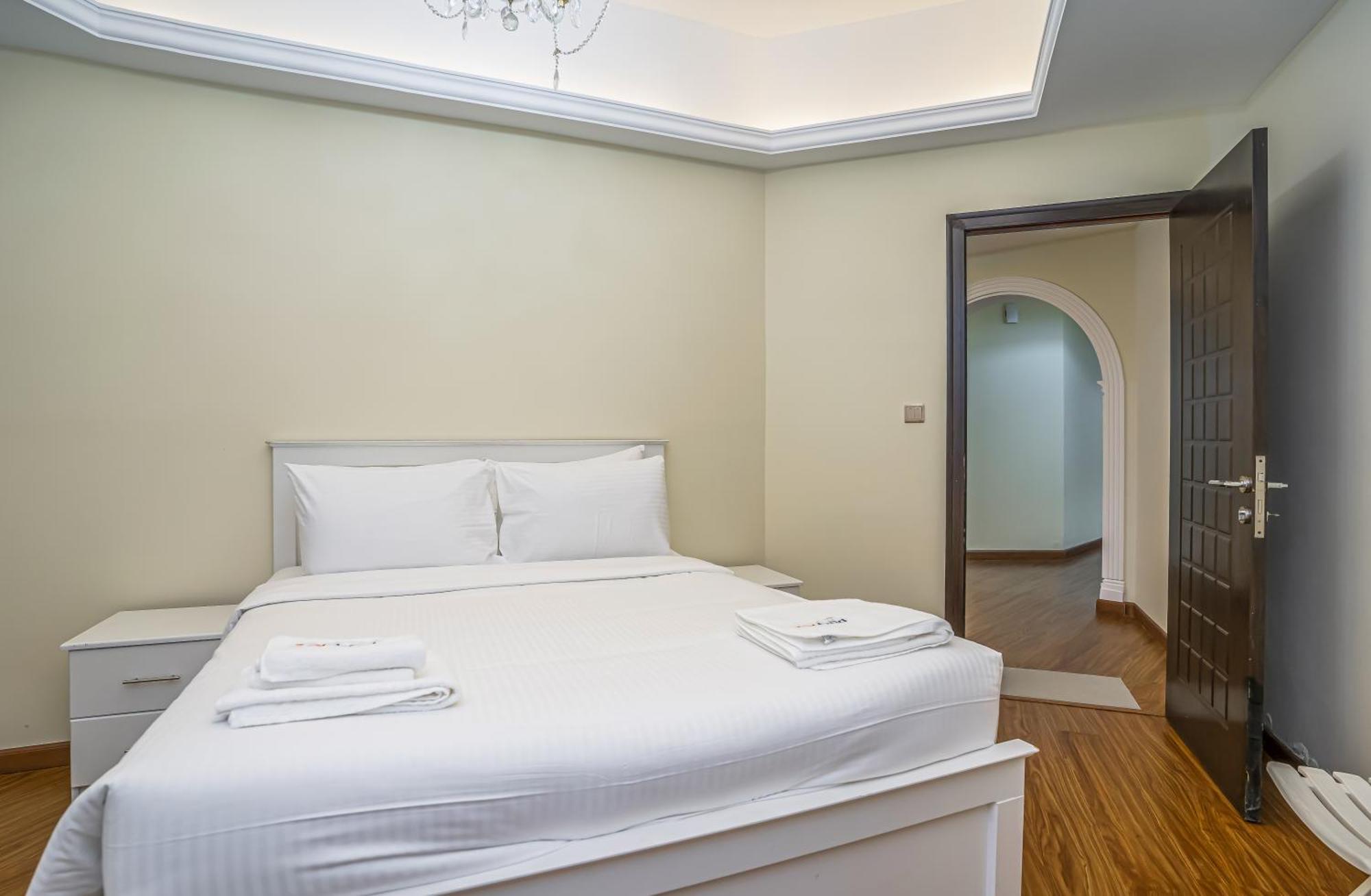 Zapbed House - 4bhks - Jltr - Awp