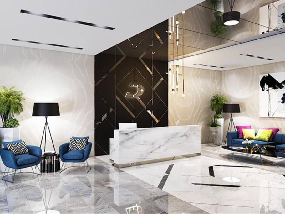 Luxury 1 Bedroom With Spectacular Burj And Canal Views Hébergement de vacances Dubaï