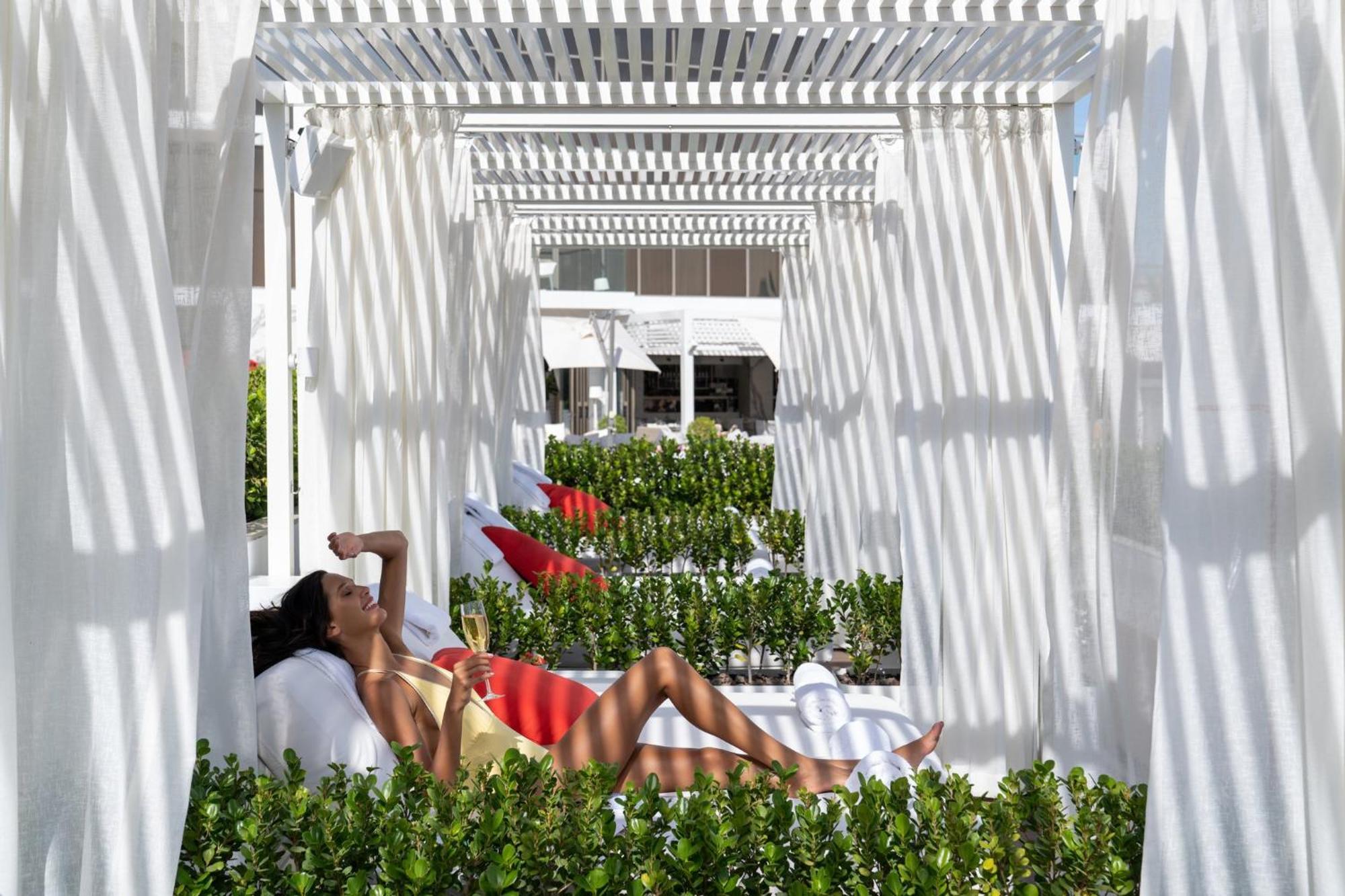 Th8 Palm Resort, Vignette Collection By Ihg 5* Dubai