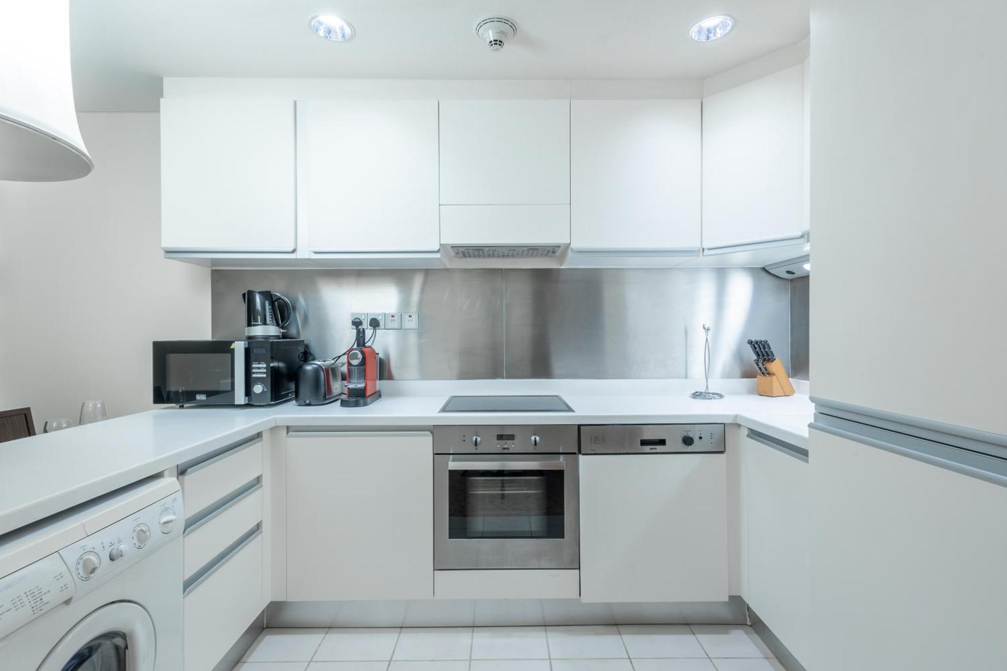 Superhost Emaar Residences Fashion Avenue - Address Mall Apartment *