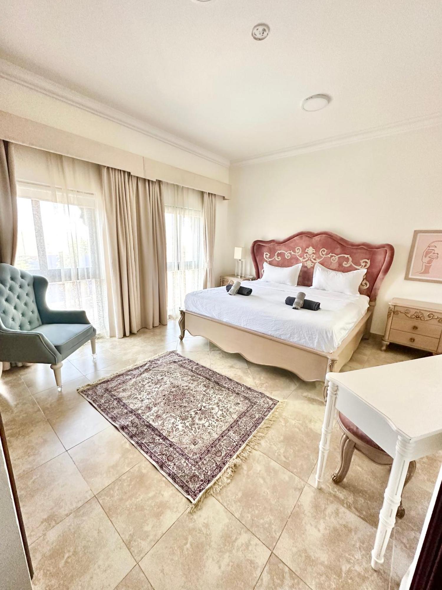 Dari Pensiune Dubai