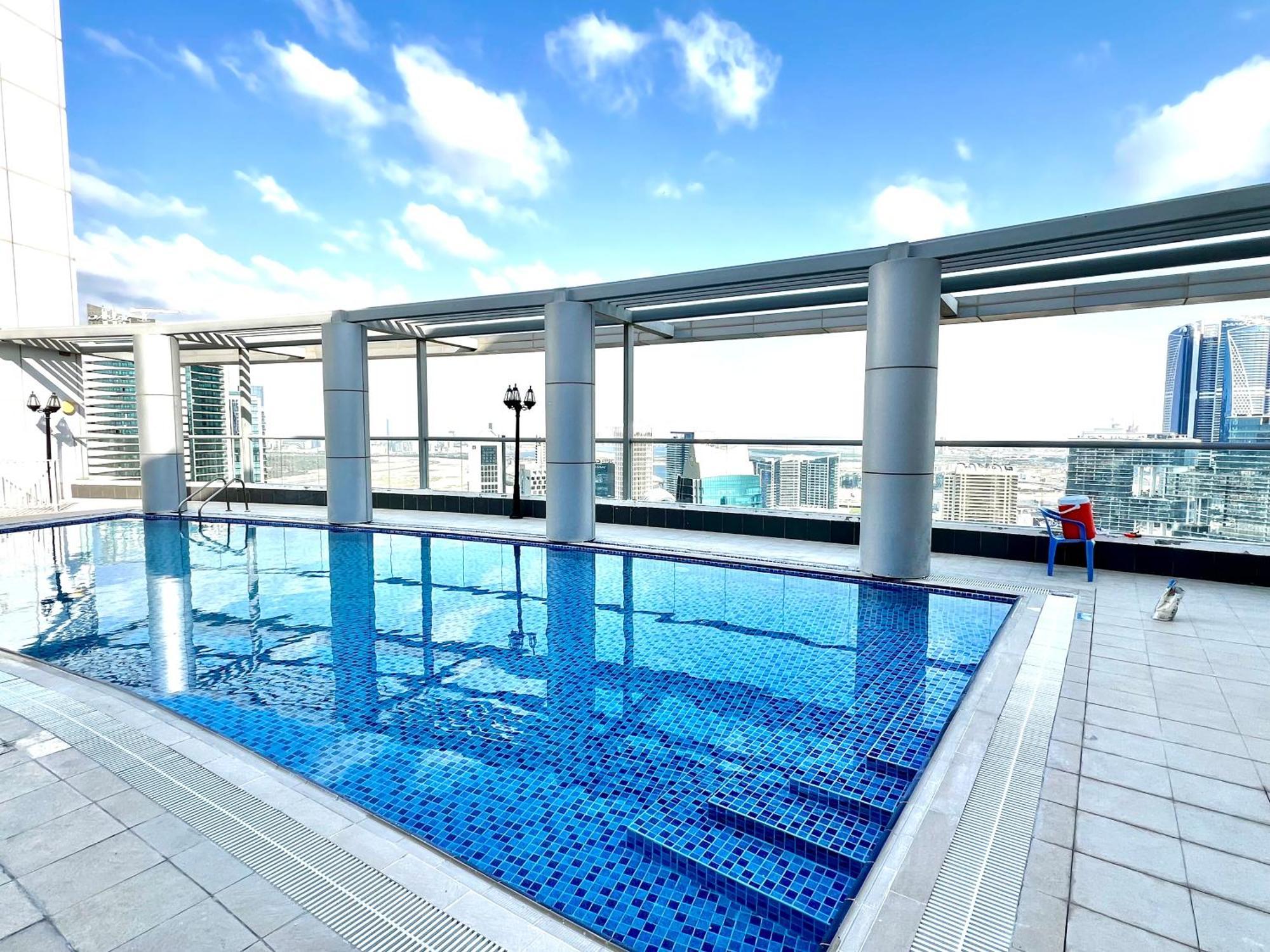 Apartment Brand New Modern High Floor Near Burj Dubai