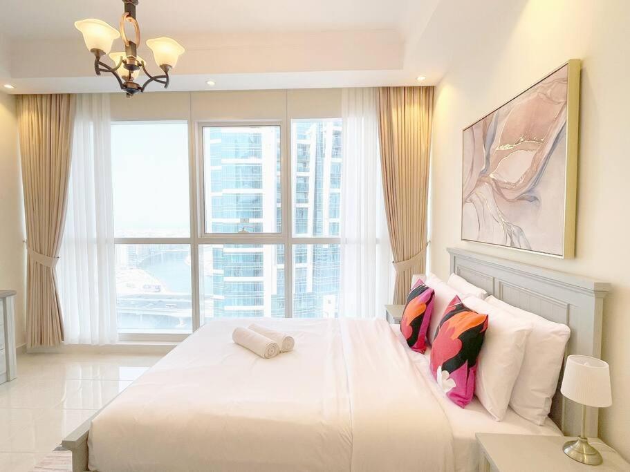 Apartamento Rh- Beautiful Canal View, Cozy Near Metro Station *