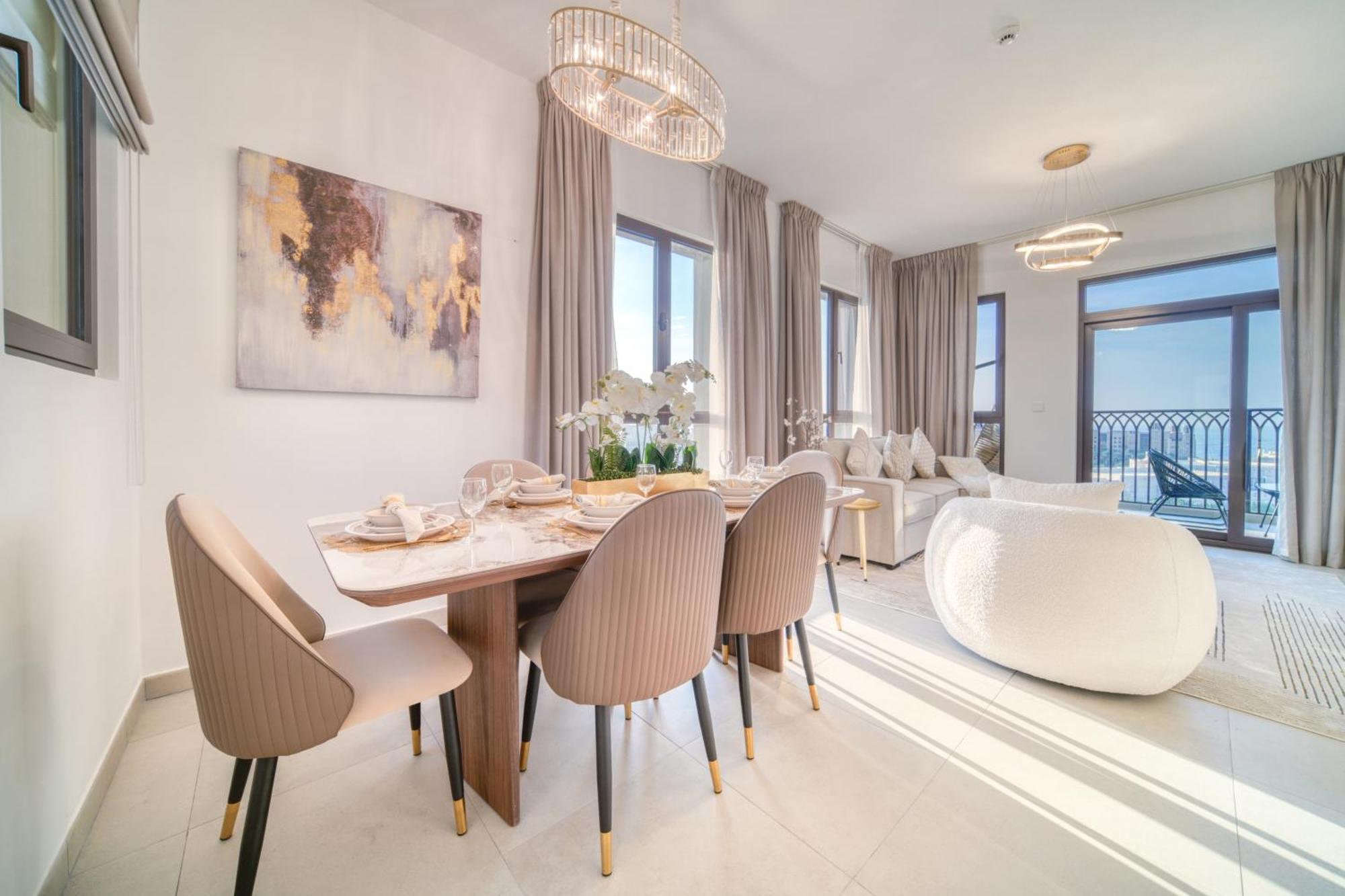 Coastal Luxury: 2br Retreat With Sea Views *
