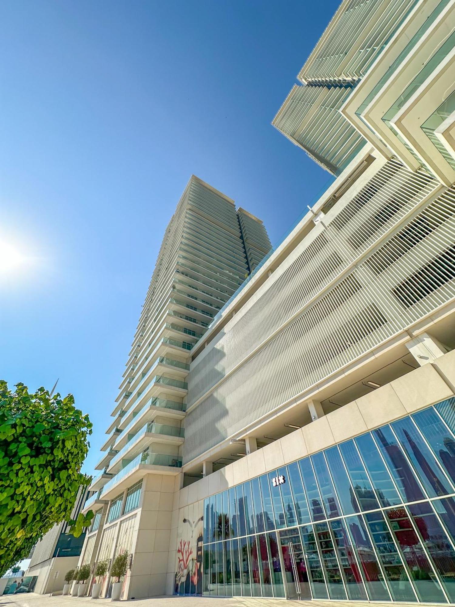 Eden's Homes & - Sunrise Bay Emaar Beachfront Dubái