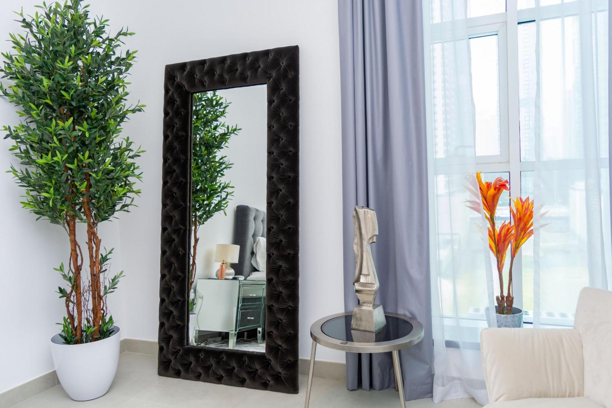 Vayk - Modern 2bd In The Marina Near Appartement Dubaï