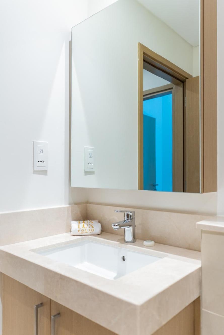 Luxfolio Retreats - Full Marina View - Brand New Apartment *