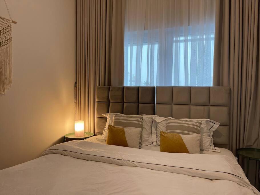Ashri Hh Bright Apt-damac Hills2 Dubai