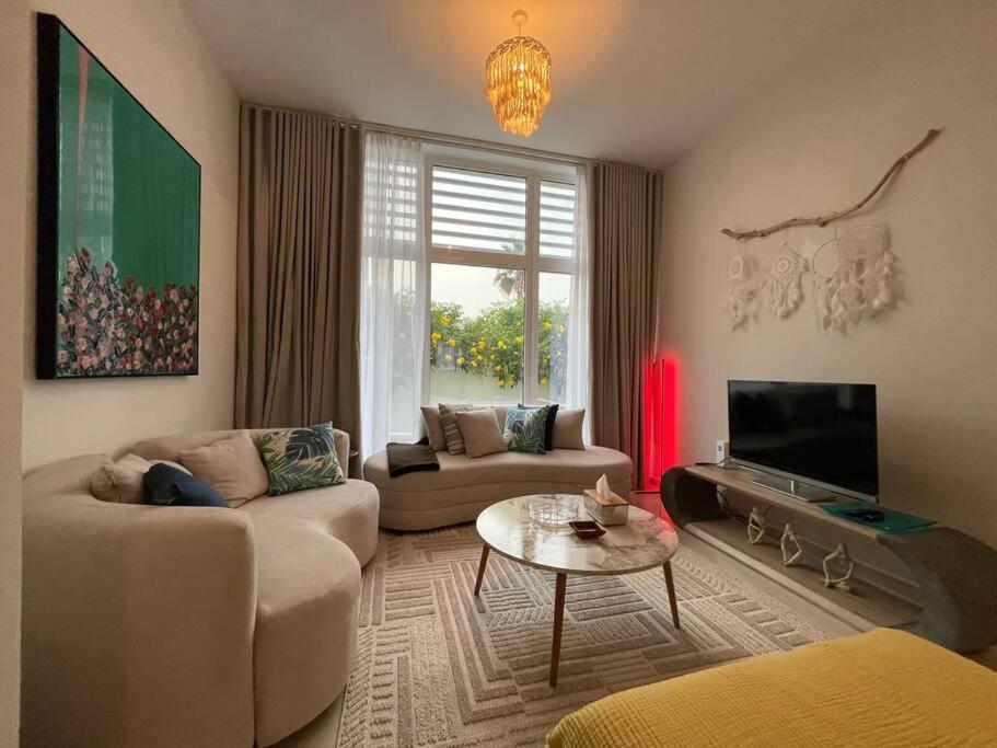 Ashri Hh Bright Apt-damac Hills2 Apartment