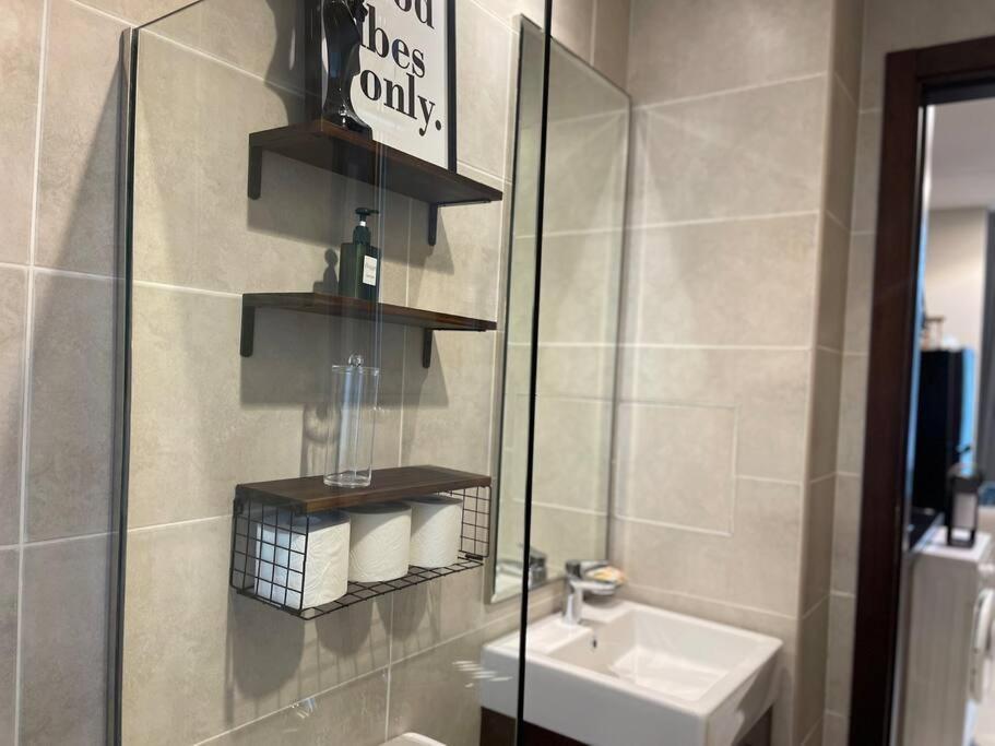 Ashri Hh Bright Apt-damac Hills2 Apartment *