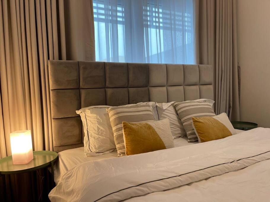Ashri Hh Bright Apt-damac Hills2 Dubai