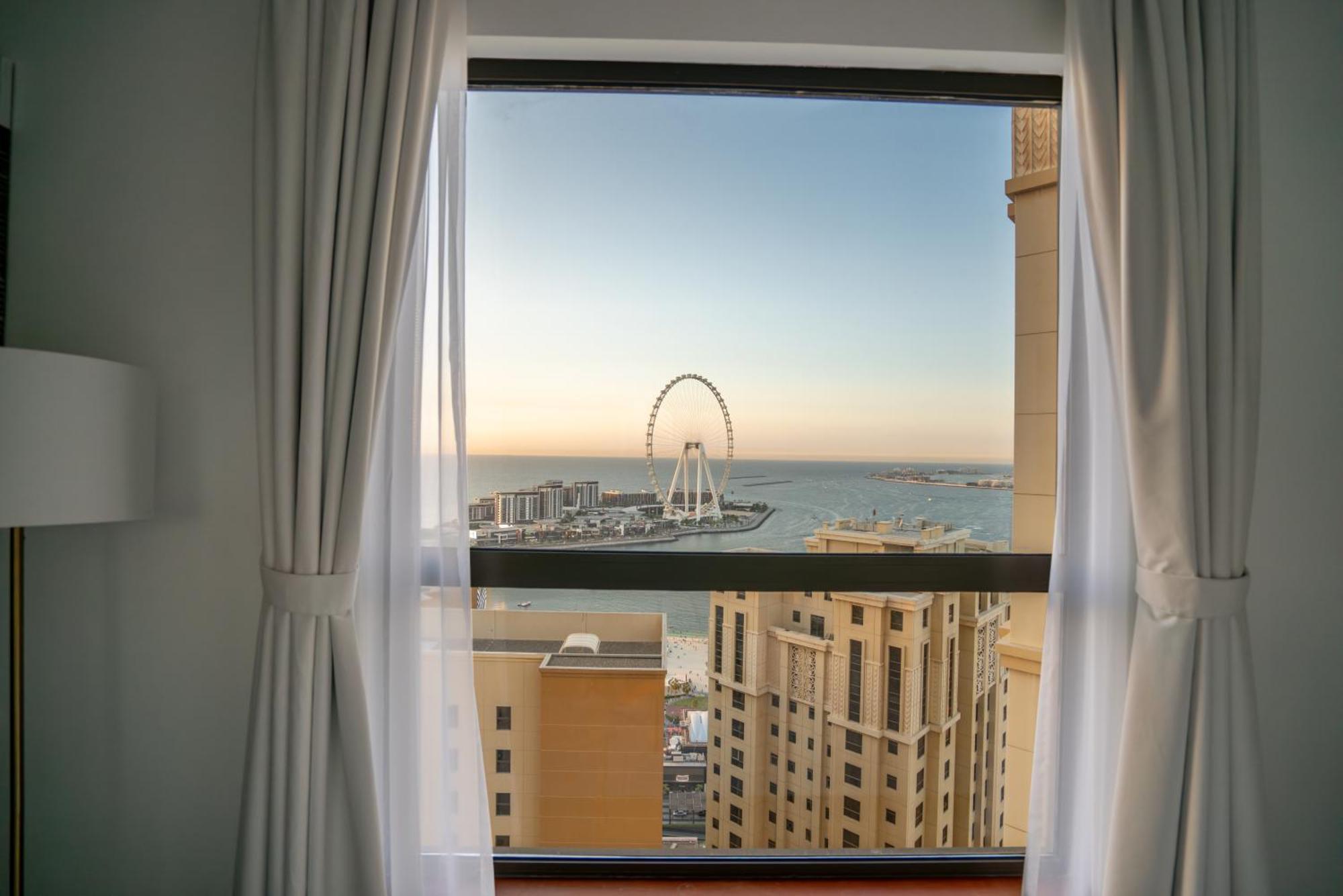 Gma Amwaj 2br Sea View High Floor Appartement