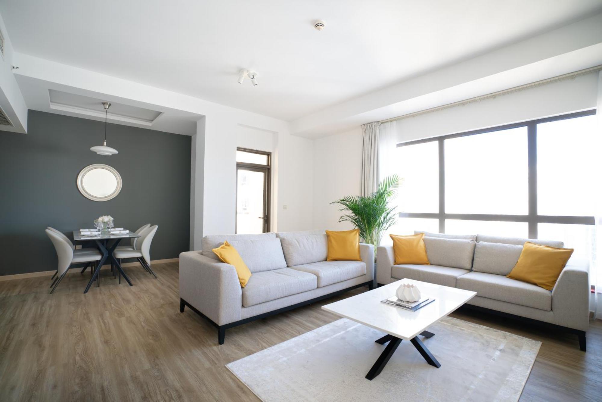 Gma Amwaj 2br Sea View High Floor Appartement