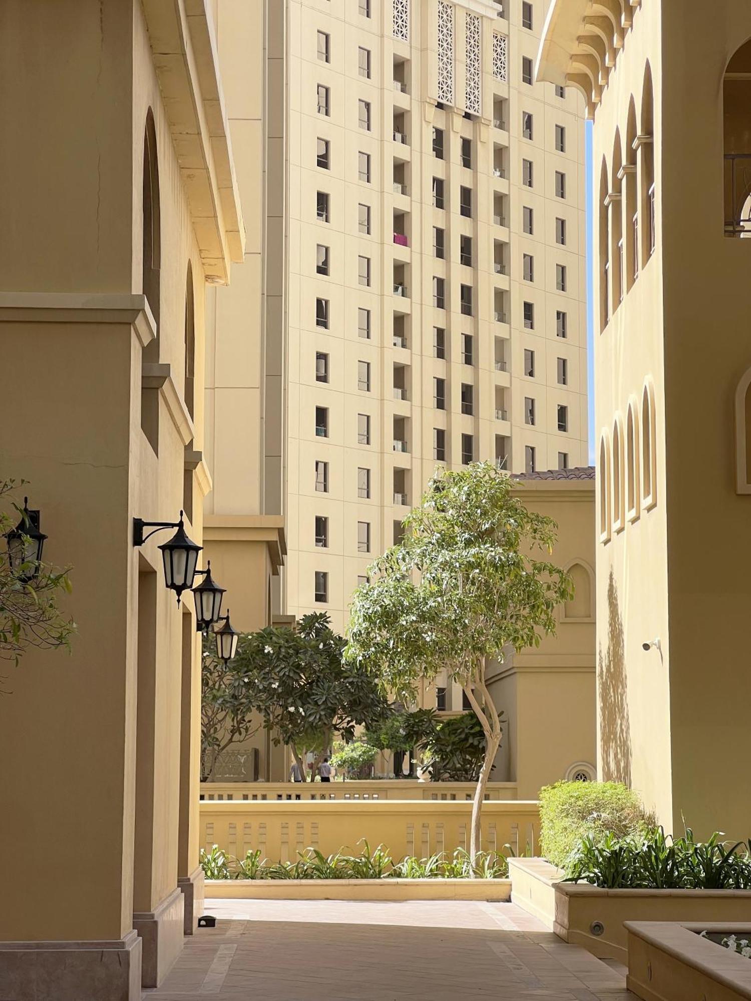 Gma Amwaj 2br Sea View High Floor Appartement Dubai