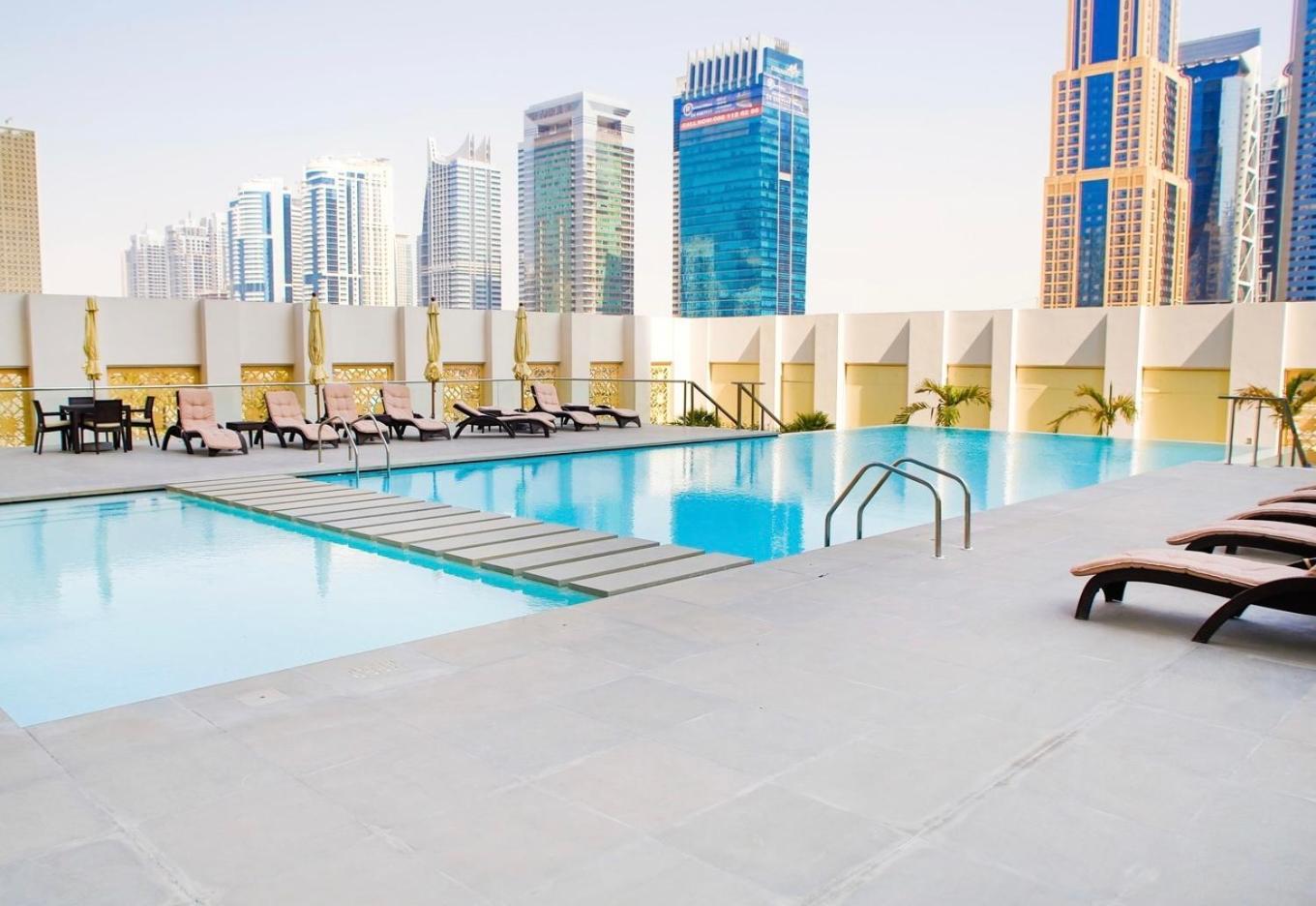 Lejlighed West Avenue 1br Luxury Apartment, Marina Dubai