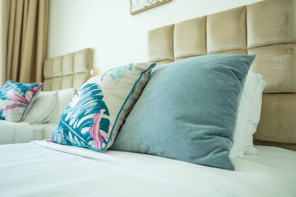 Veluxa - Luxe Vista 2 Bed Appartement