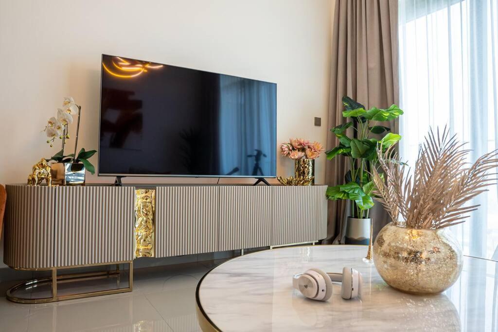 Veluxa - Luxe Vista 2 Bed Appartement *