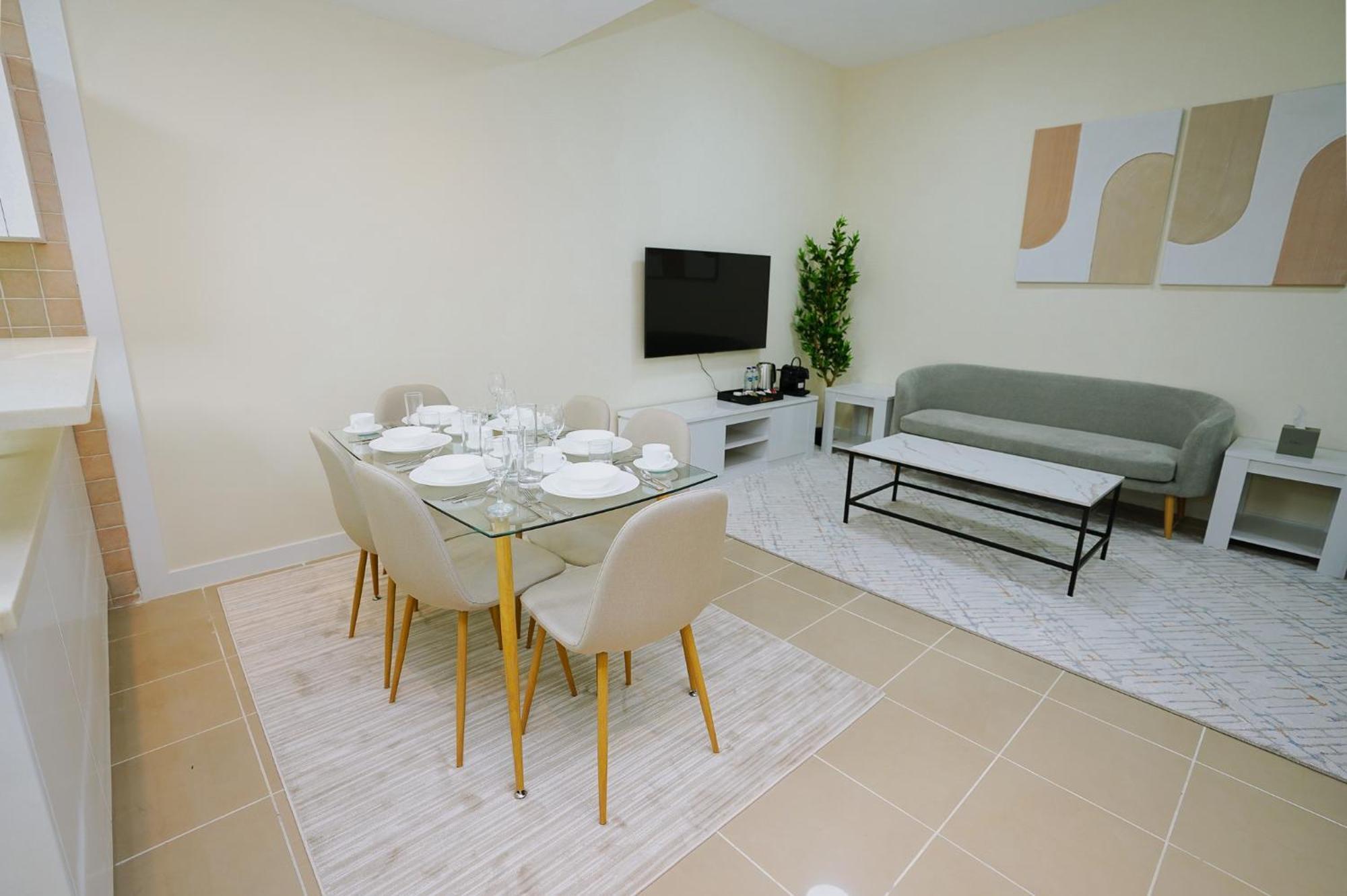 Citihome - Contemporary 1br With Marina Glimpse Hébergement de vacances *