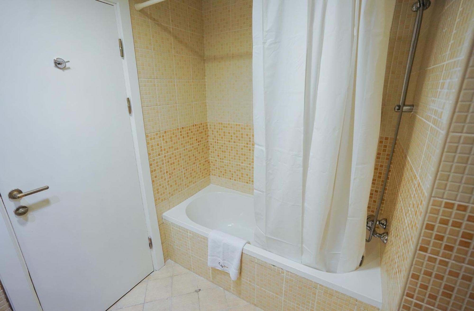 Citihome - Contemporary 1br With Marina Glimpse * Dubaï