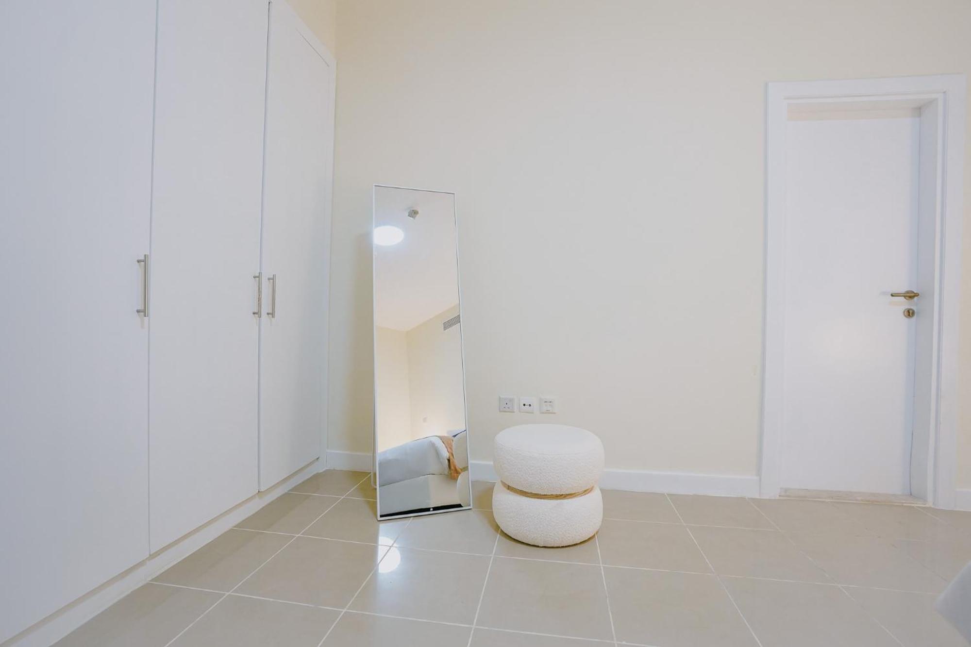 Hébergement de vacances Citihome - Contemporary 1br With Marina Glimpse