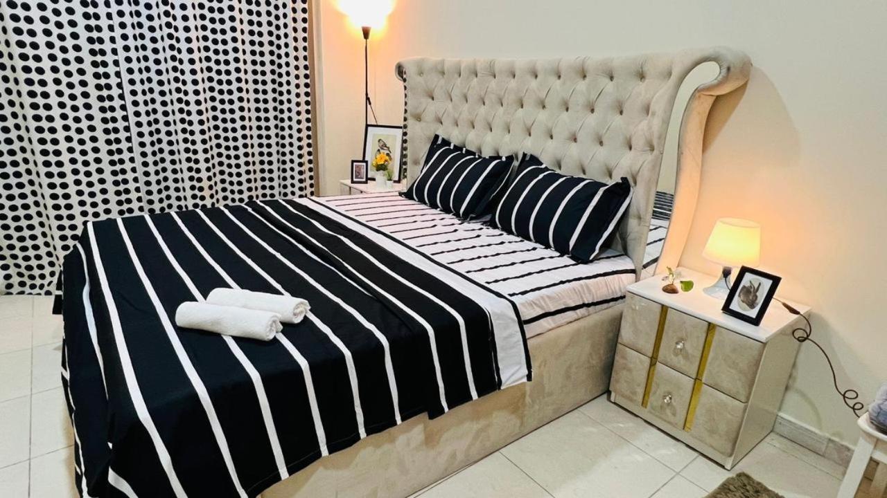 Master With Attach Bathroom Near Mall Of The Emirates * Dubaï