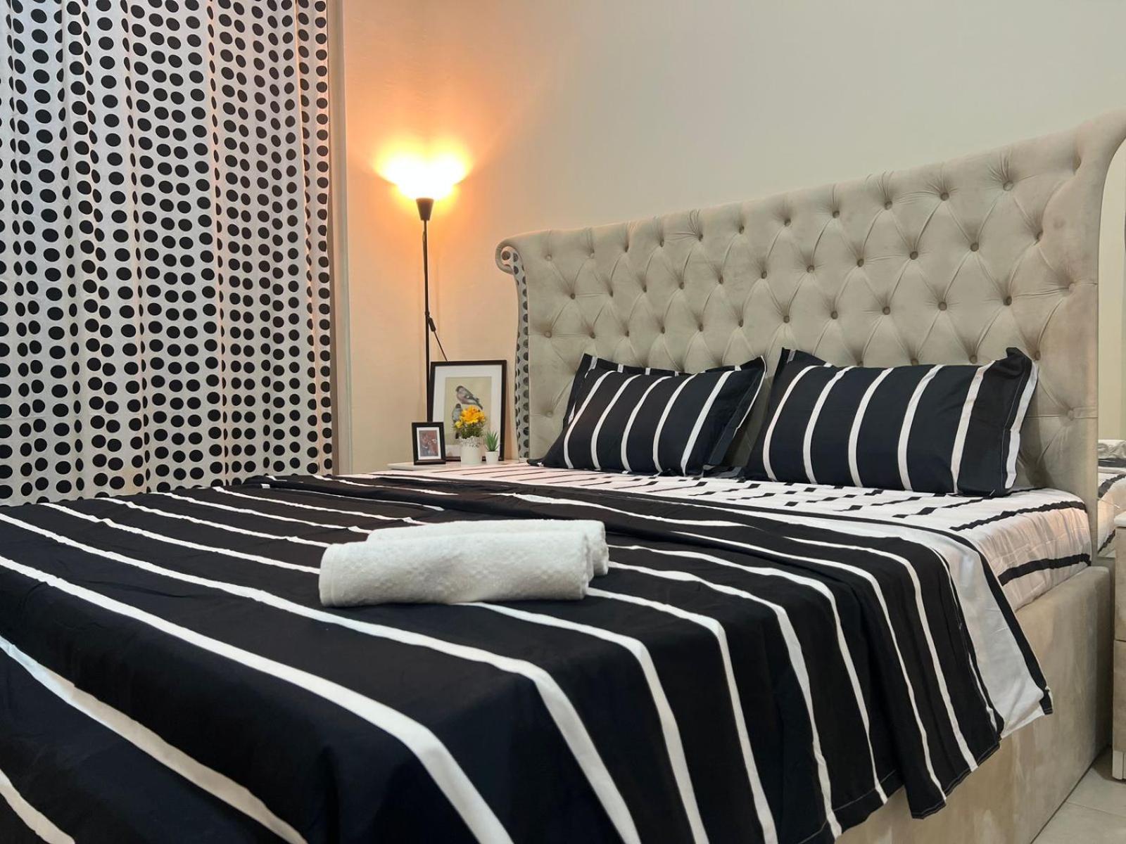 Master With Attach Bathroom Near Mall Of The Emirates Séjour chez l'habitant *