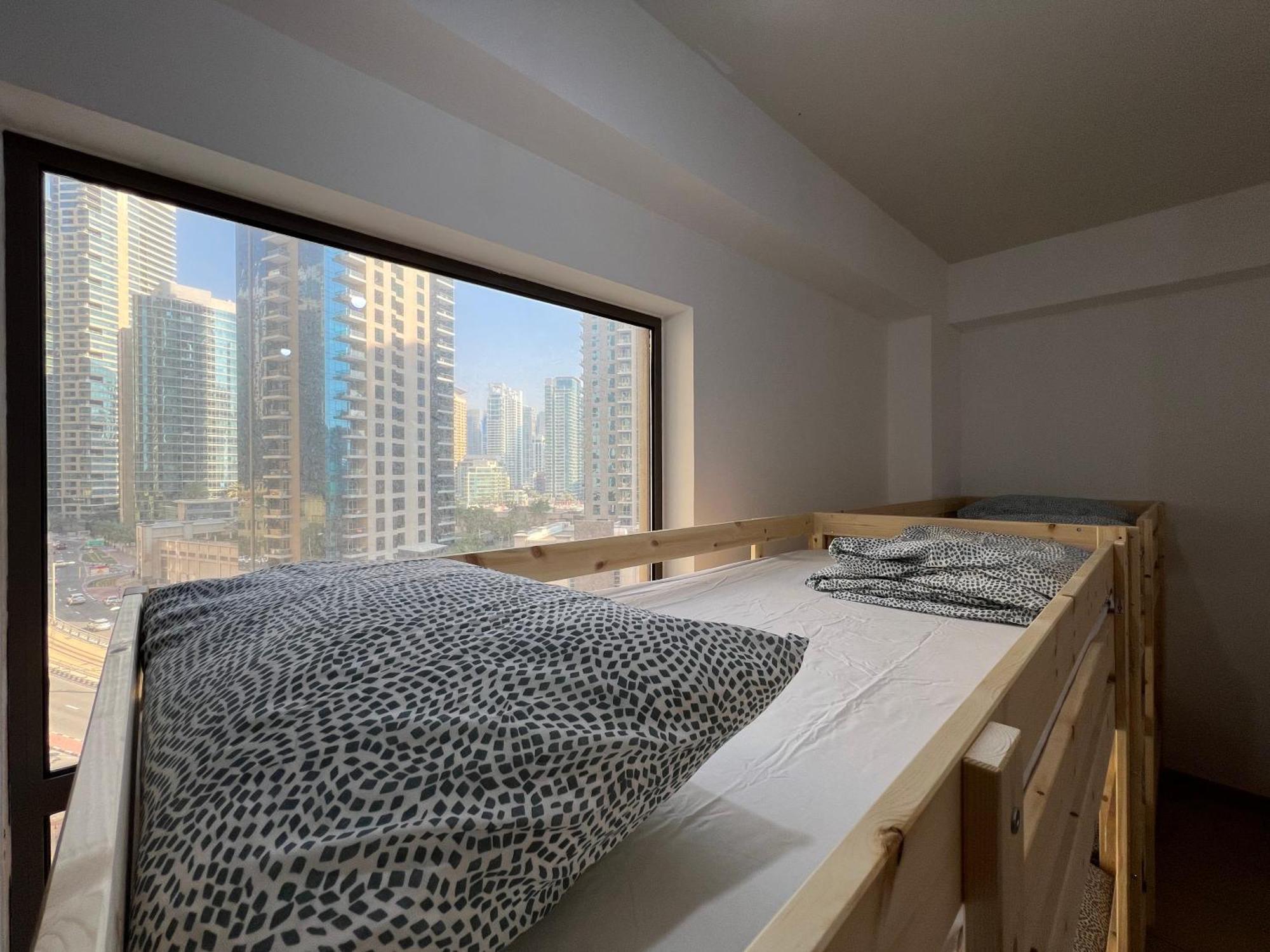 Silvana Deluxe Asrama Dubai