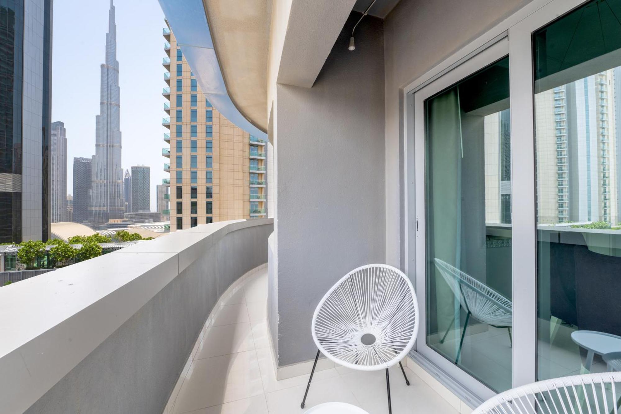 Downtown Luxury - 5 Star Facilities - 5 Min Walk To Mall Lejlighed *