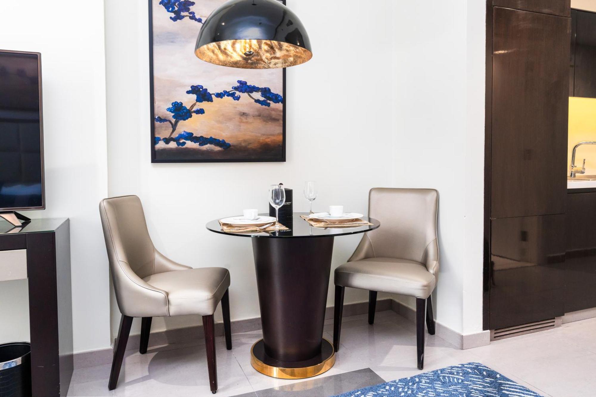 Simply Comfort In Damac Majestine Apartament