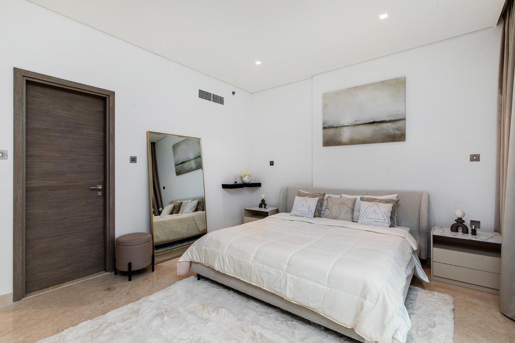 Luxury In Business Bay Dubai