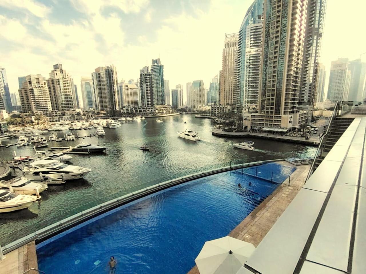 Full Marina View Cayan Tower Appartement