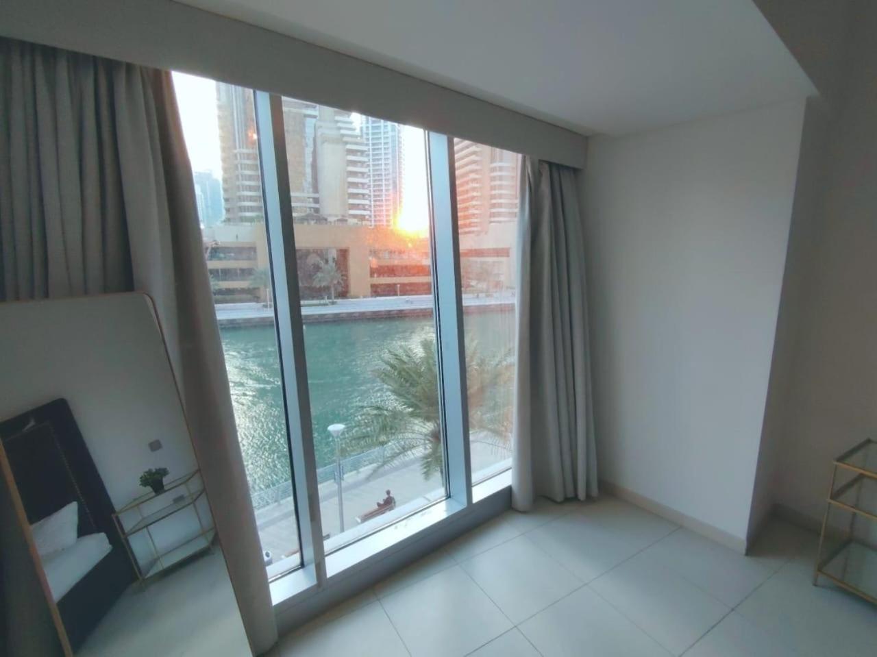 Full Marina View Cayan Tower Appartement *