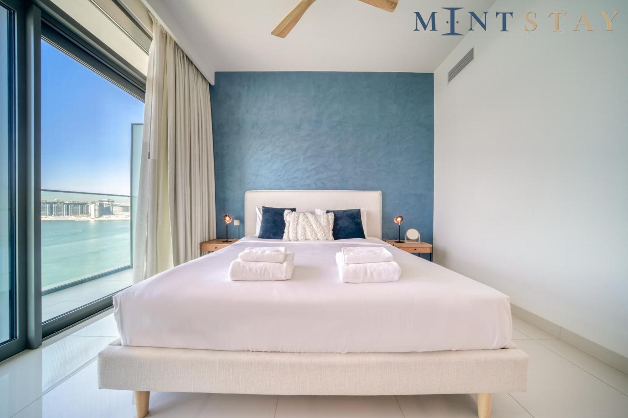 Vista 1 Emaar Beachfront - Mint Apartment *