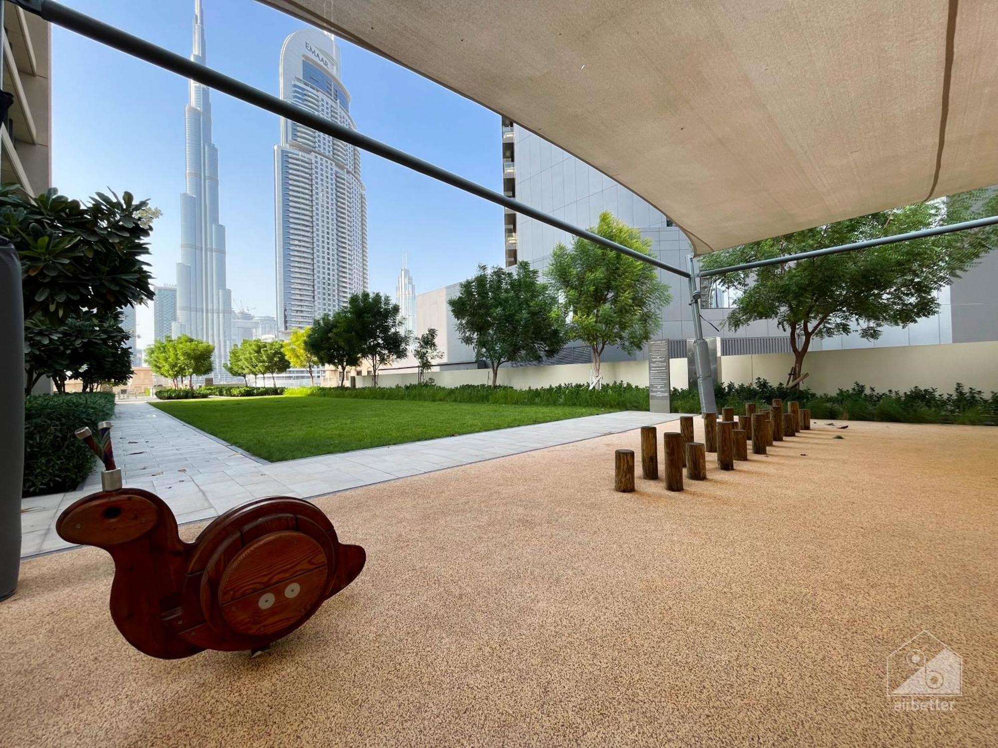 Luxury Burj Royale With Balcony & View Downtown