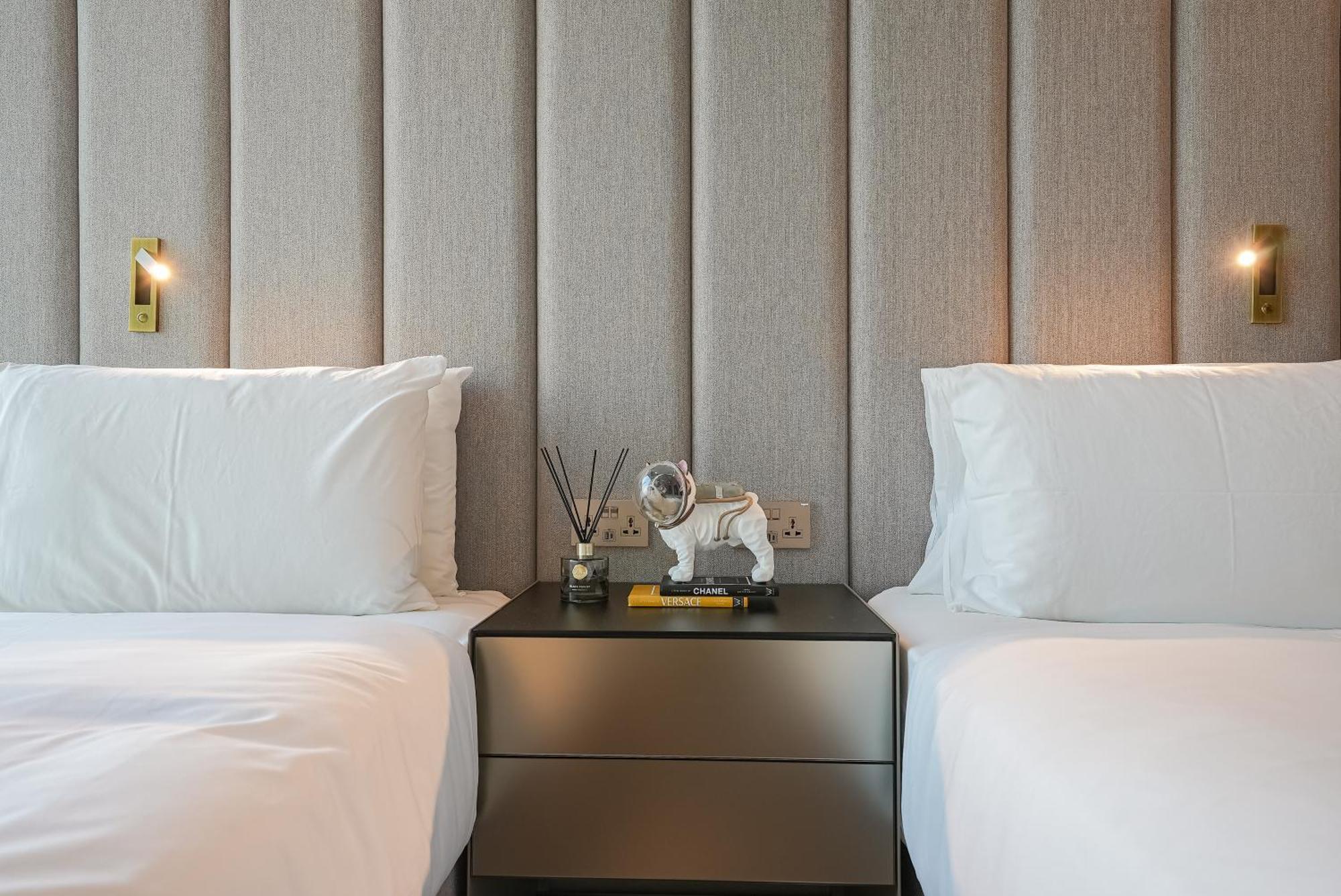 Apartament Luxe Living: Spacious Waterfront 2br In Marina Gate