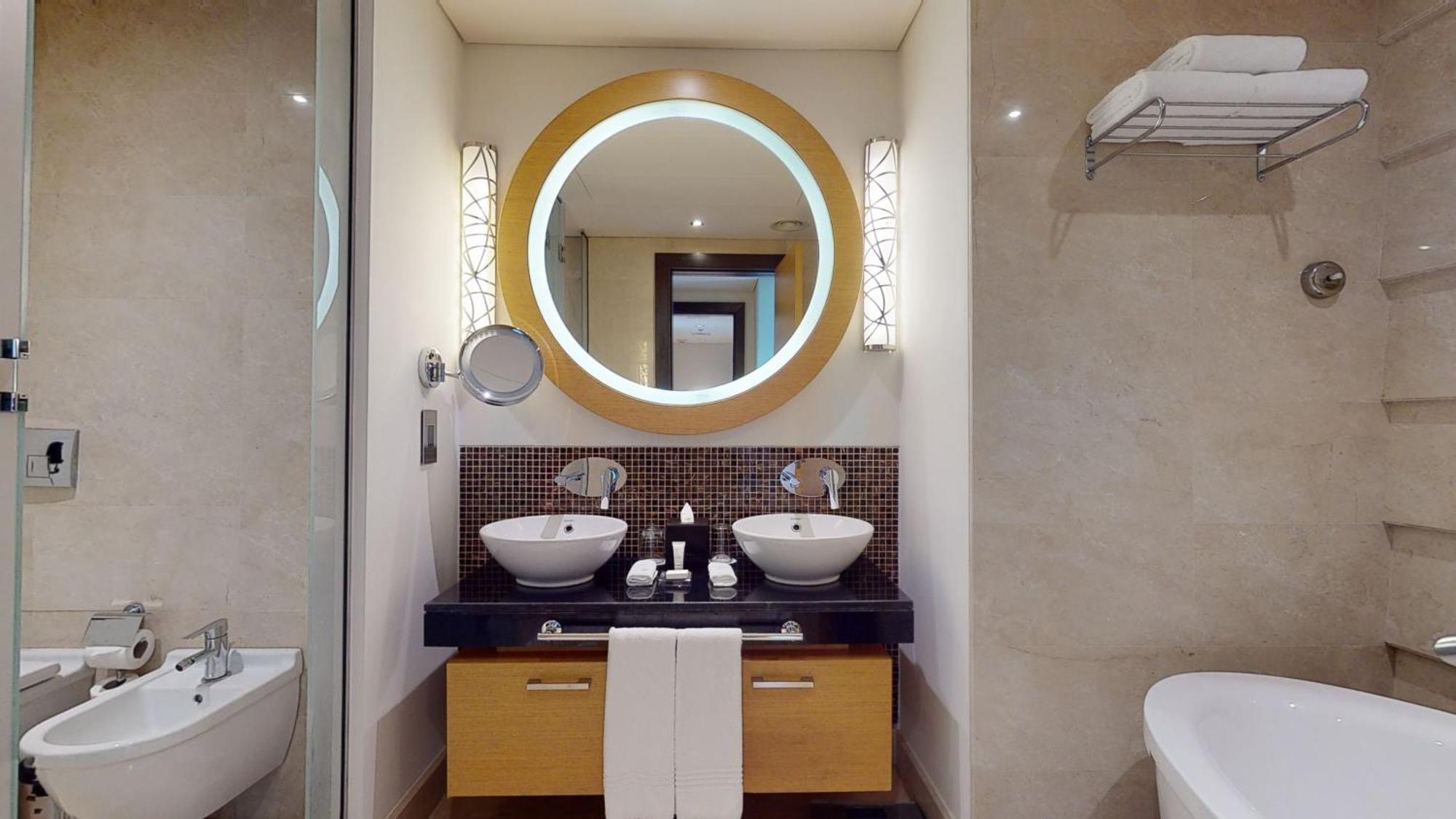 Marriott Executive Al Jaddaf, Hotell 5*