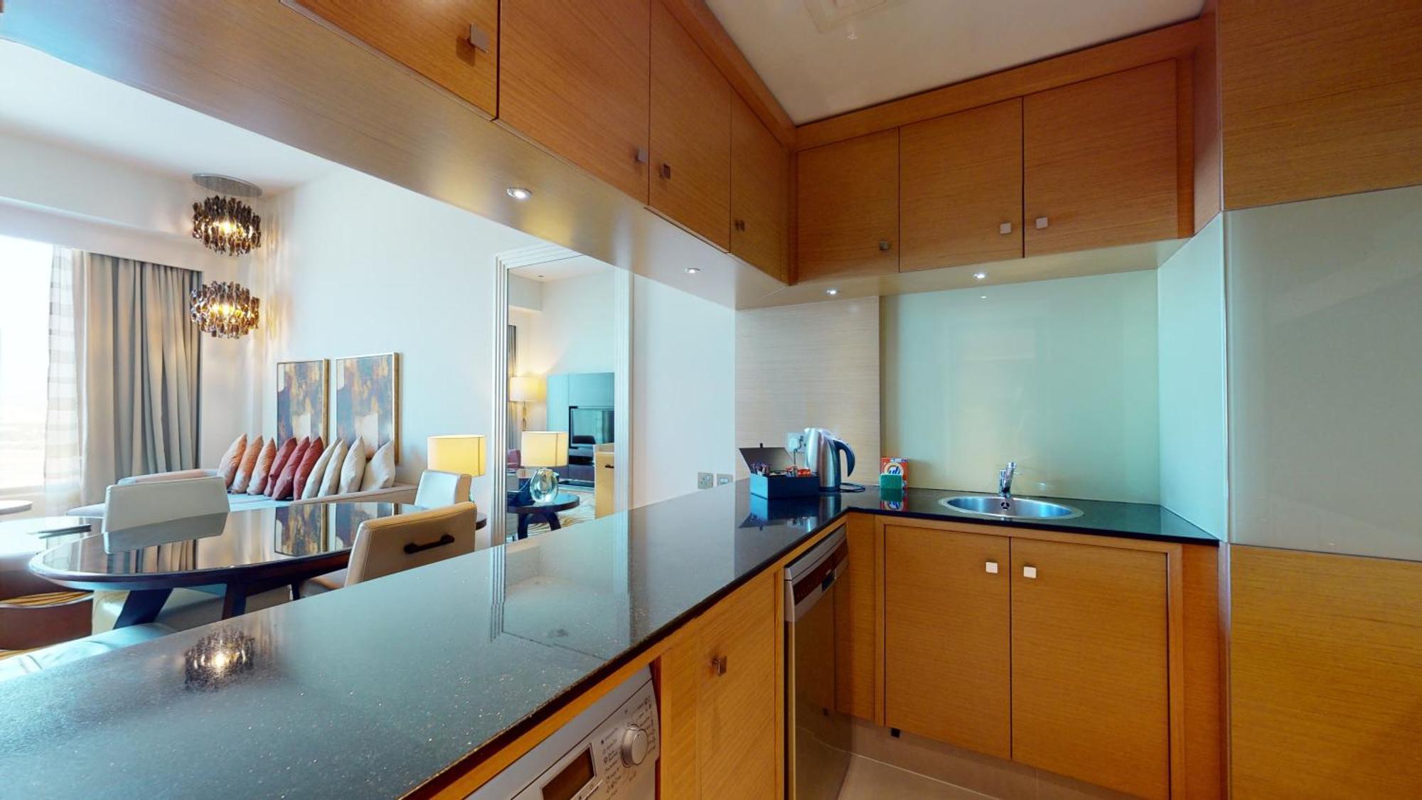 Marriott Executive Al Jaddaf, Hotell 5*