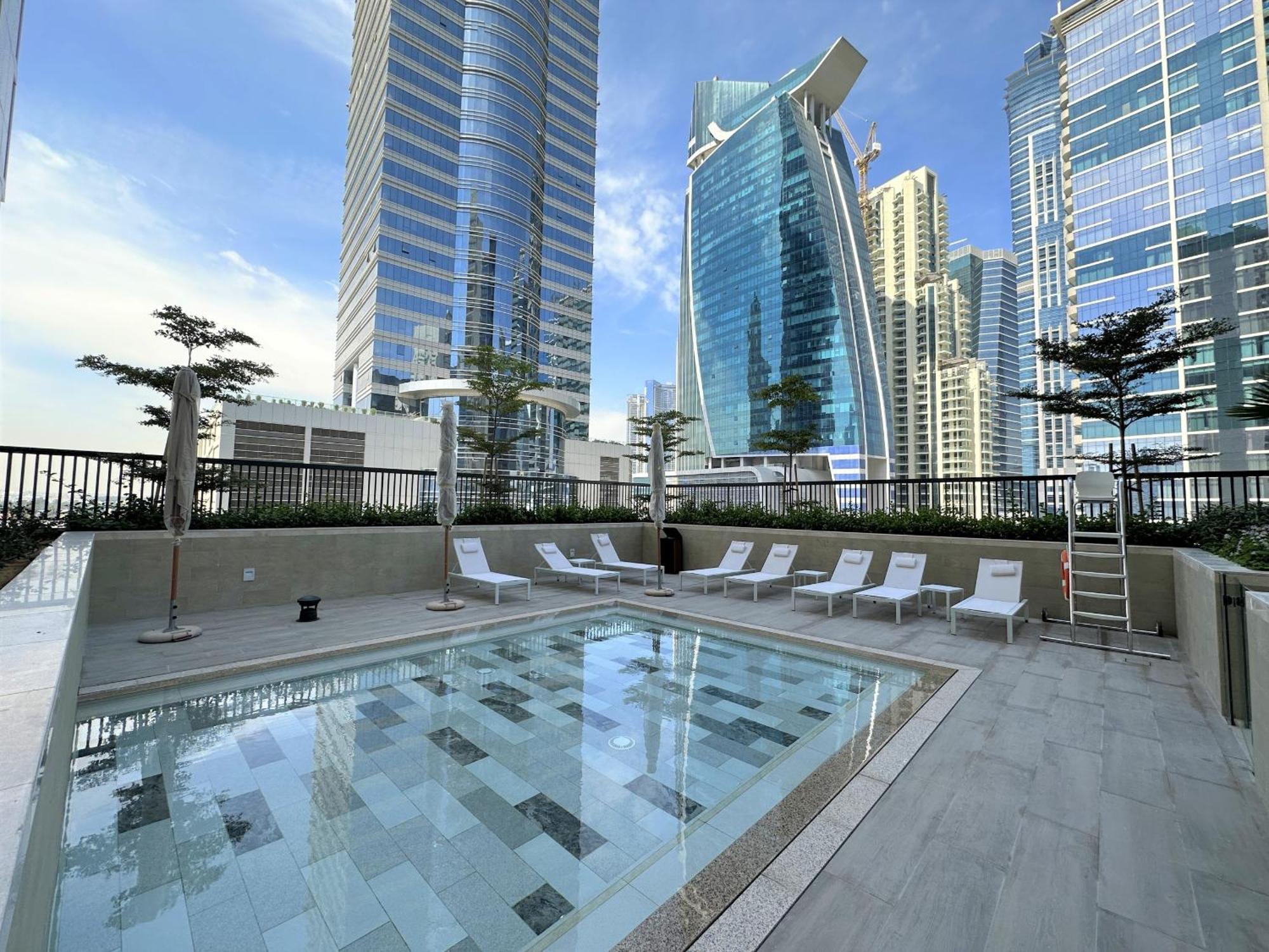 Easygo - Affordable 1br Close To Public Transit - Zad-13 * Dubai
