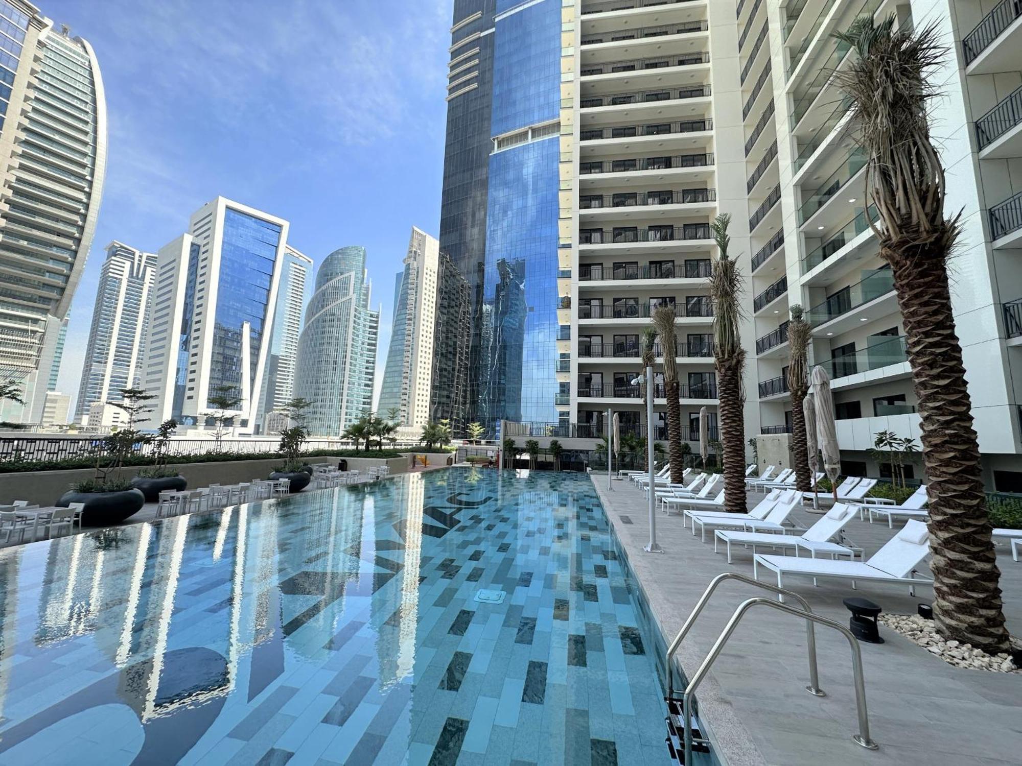 Easygo - Affordable 1br Close To Public Transit - Zad-13 Apartment Dubai