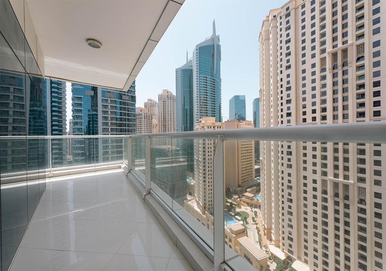 Stylish Space With Balcony Facing The Marina! * Dubai