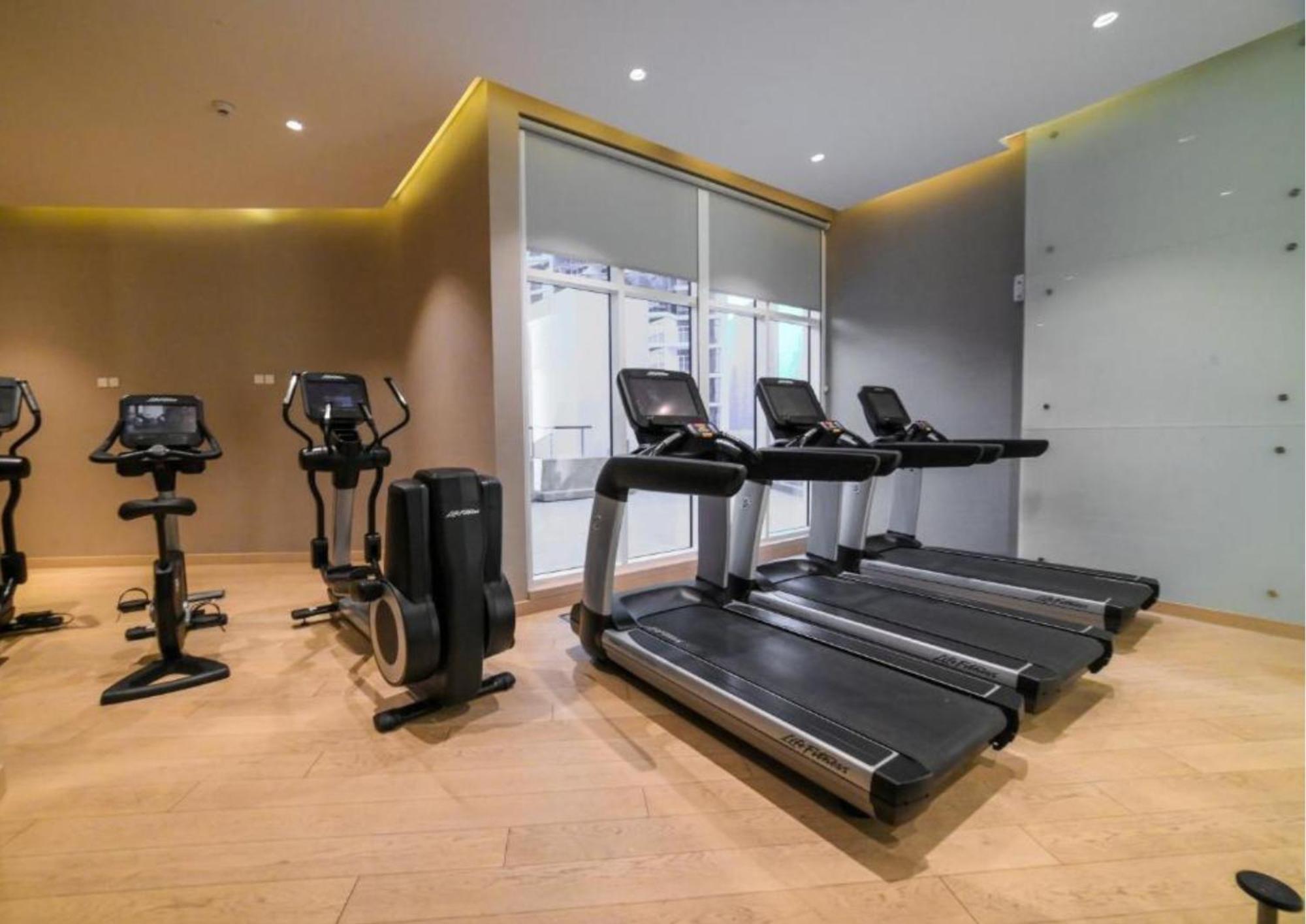 Downtown Ultra Luxury - - 5 Star Facilities- 15 Min Walk To Fountain Dubái