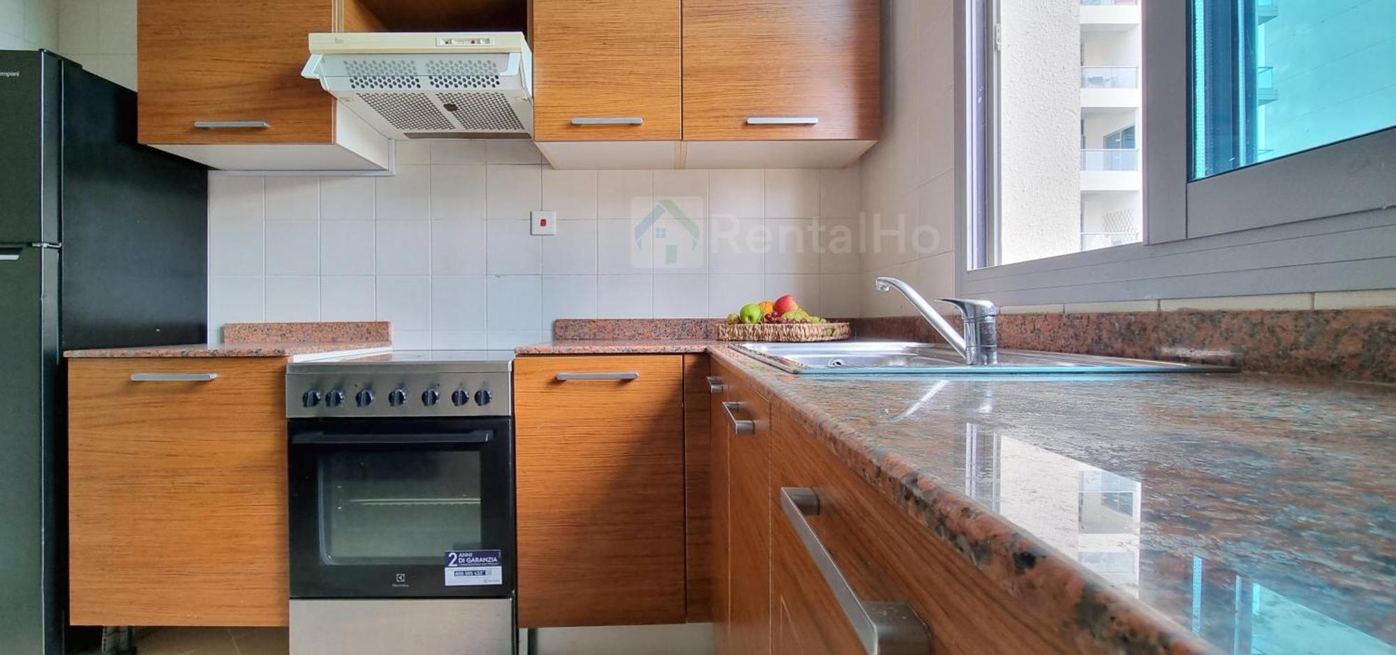 50% Off Summer Offert, W/ Balcony & Pool View * Dubái