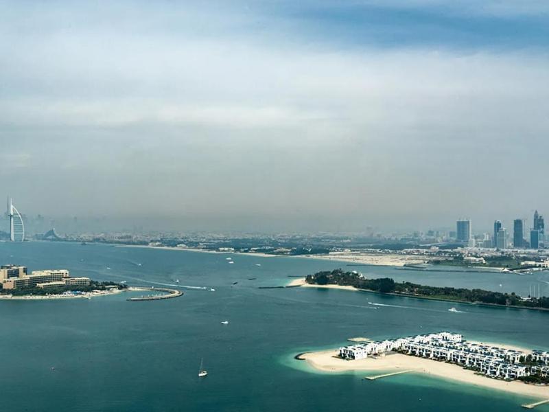 In The Palm Tower 5 Star Facilities Dubaï