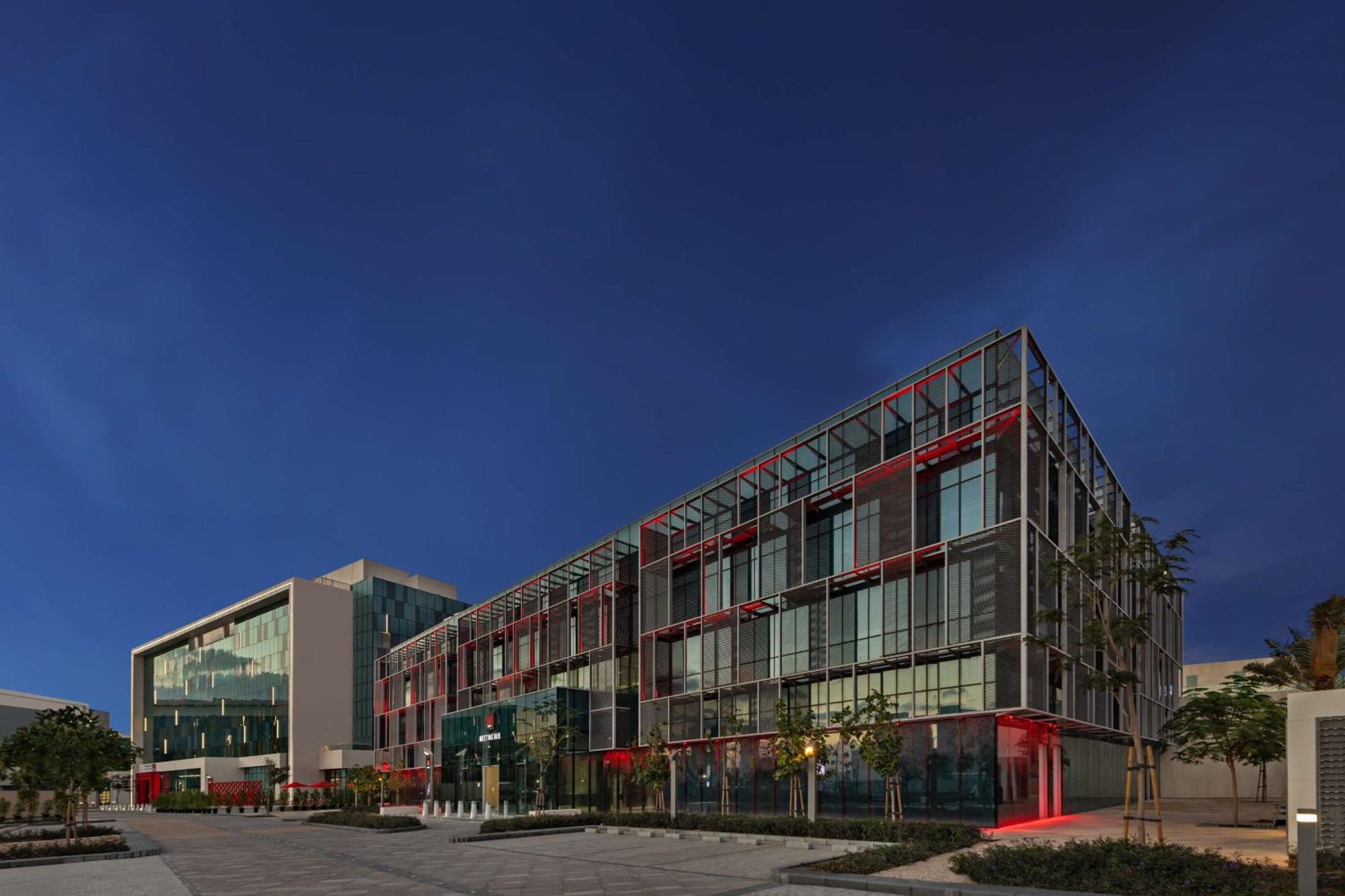 Radisson Red Silicon Oasis Hotel Dubái