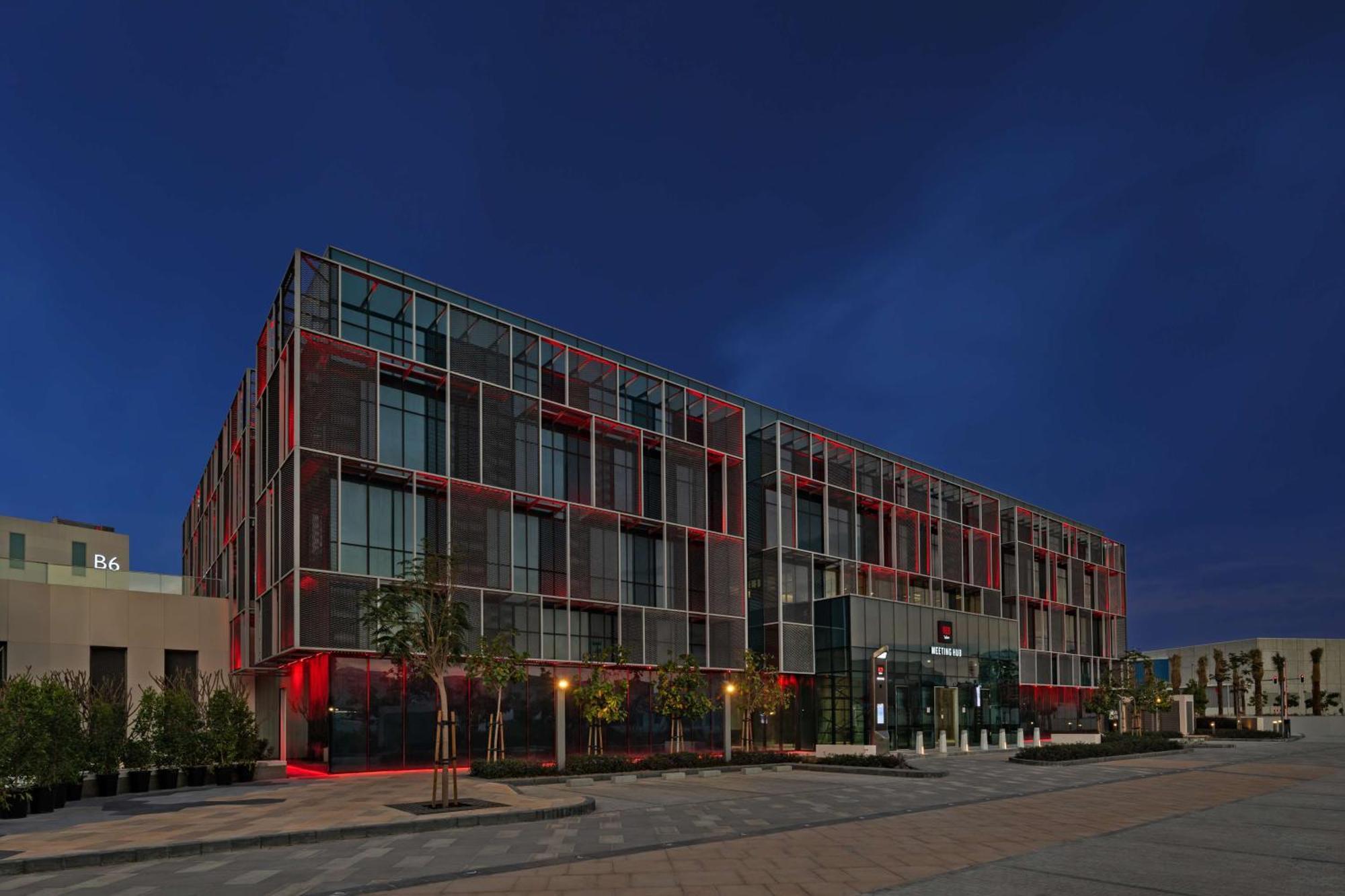 Radisson Red Silicon Oasis Hotel Dubái