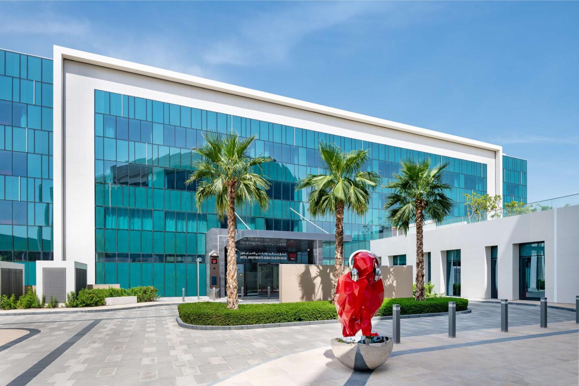 Hotel Radisson Red Silicon Oasis Dubái