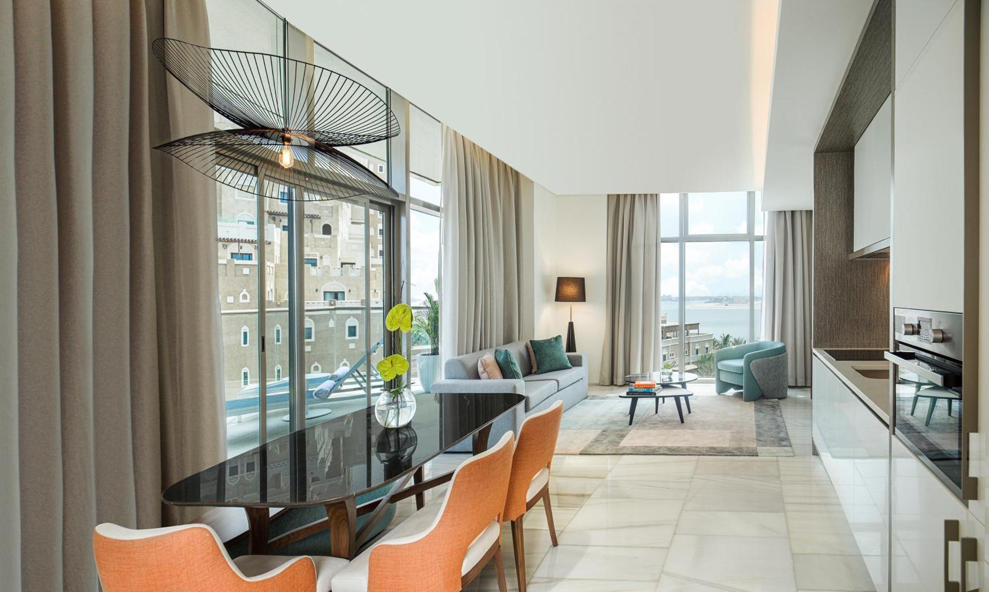 Th8 Palm Resort, Vignette Collection By Ihg Dubai