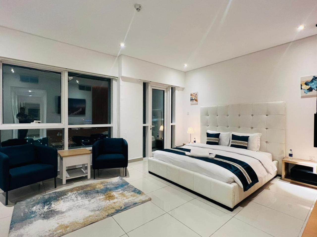 Lejlighed High Floor With Skyline & Burj Khalifa View 3 Bedroom Unit Marina *