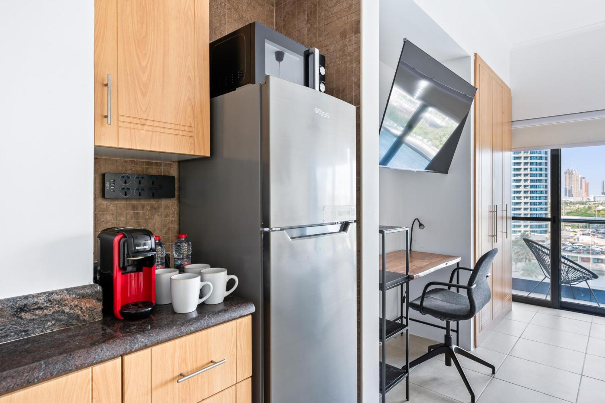 Apartamento Upscale Full View In Goldcrest View Tower *