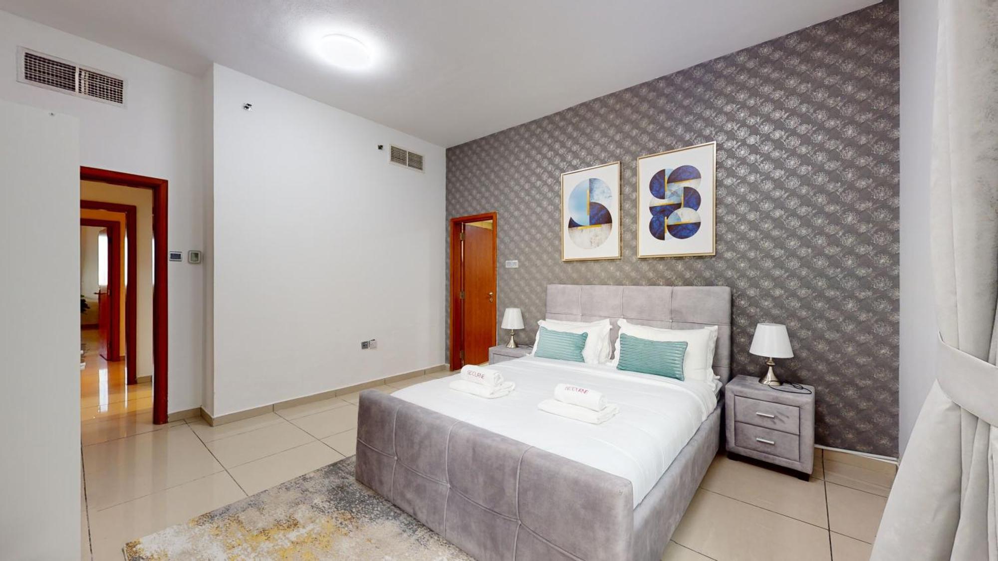 Lägenhet Mp12 - Luxurious 2br In Marina Pinnacle Tower Dubai